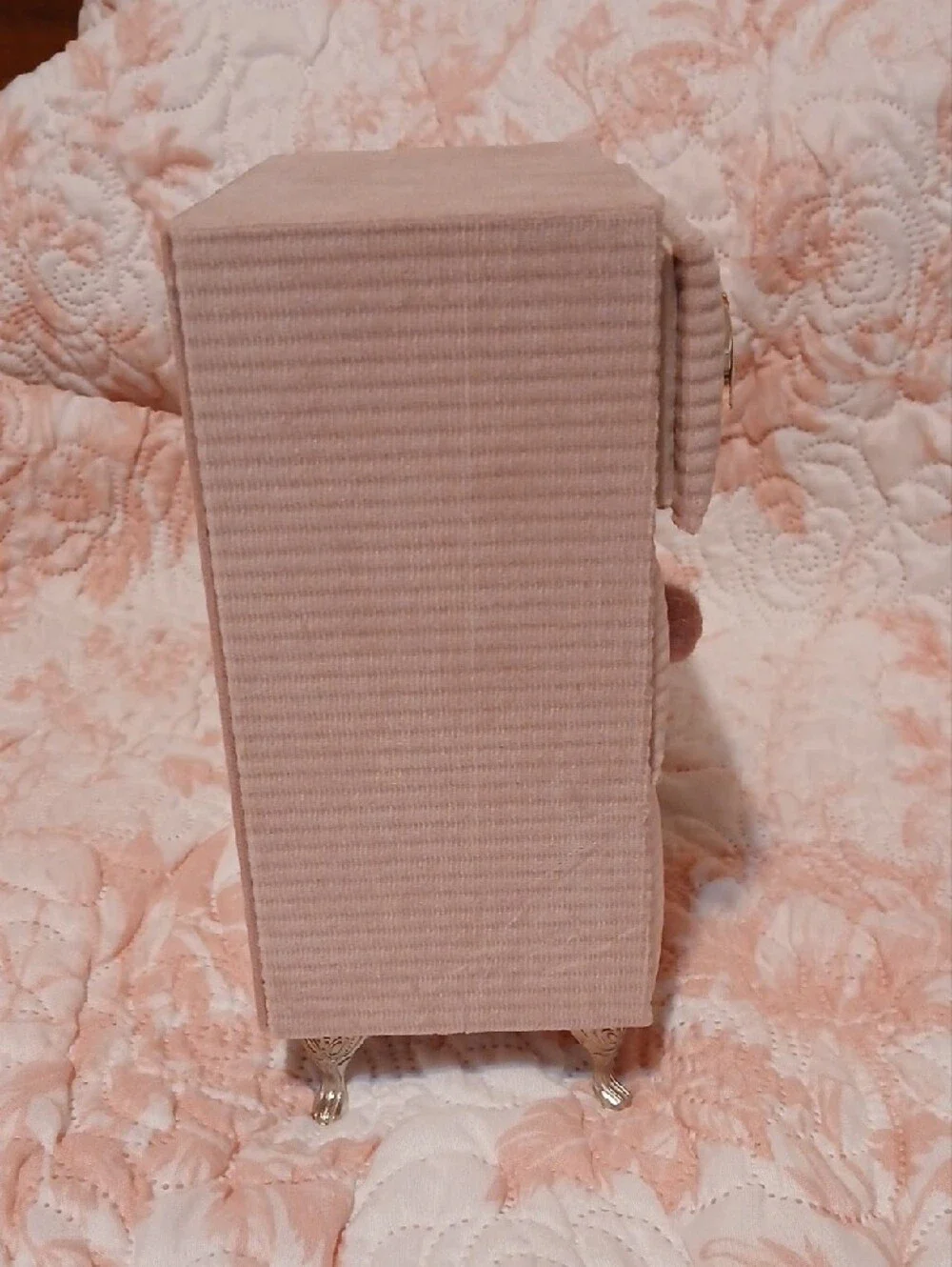 Blush Pink Velvet 3-Drawer Jewelry Chest with Decorative Knobs